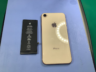 iPhone8のバッテリー交換なら最短即日修理のスマホ修理工房八王子オクトーレ店にご相談ください！